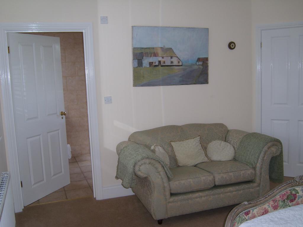 The Hall Farm Bed And Breakfast Tilbrook Quarto foto